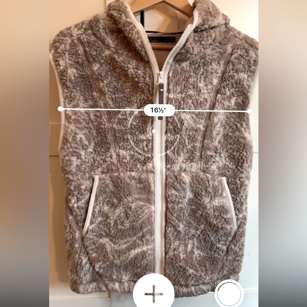 Prana Permafrost Sherpa Hooded Vest Size XS - Picture 7 of 10